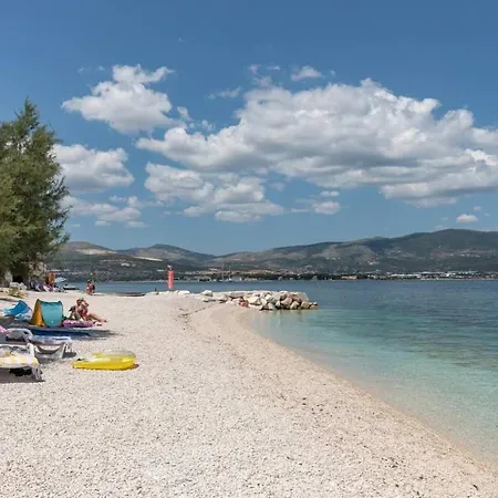 Apartment In Arbanija With Sea View, Terrace, Air Conditioning, Wifi 5139-1 *