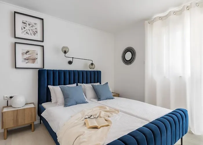 In Arbanija With Sea View, Terrace, Air Conditioning, Wifi 5139-1