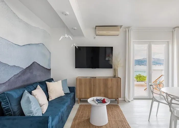 In Arbanija With Sea View, Terrace, Air Conditioning, Wifi 5139-1 Trogir