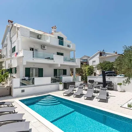 In Arbanija With Sea View, Terrace, Air Conditioning, Wifi 5139-1 Apartment Trogir