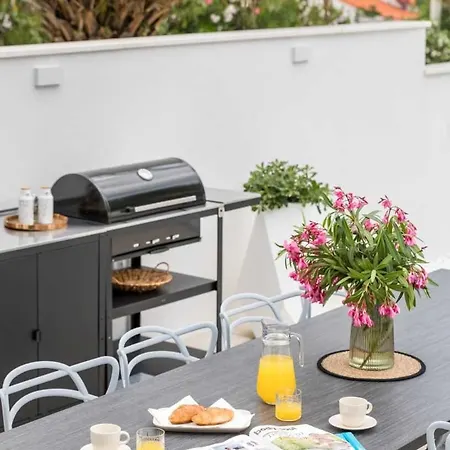 In Arbanija With Sea View, Terrace, Air Conditioning, Wifi 5139-1