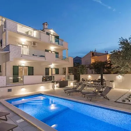 In Arbanija With Sea View, Terrace, Air Conditioning, Wifi 5139-1 Apartment